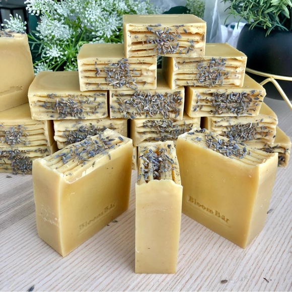 Orange Lavender | All Natural Handcrafted Soap - Set of 2 bars - Picture 4 of 9
